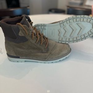 Toms Ashland Waterproof Men’s Boots Size 11.5 Lightly Used